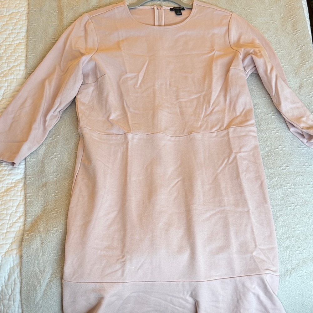 Elegant Pink Knit Dress - Picture 4 of 4